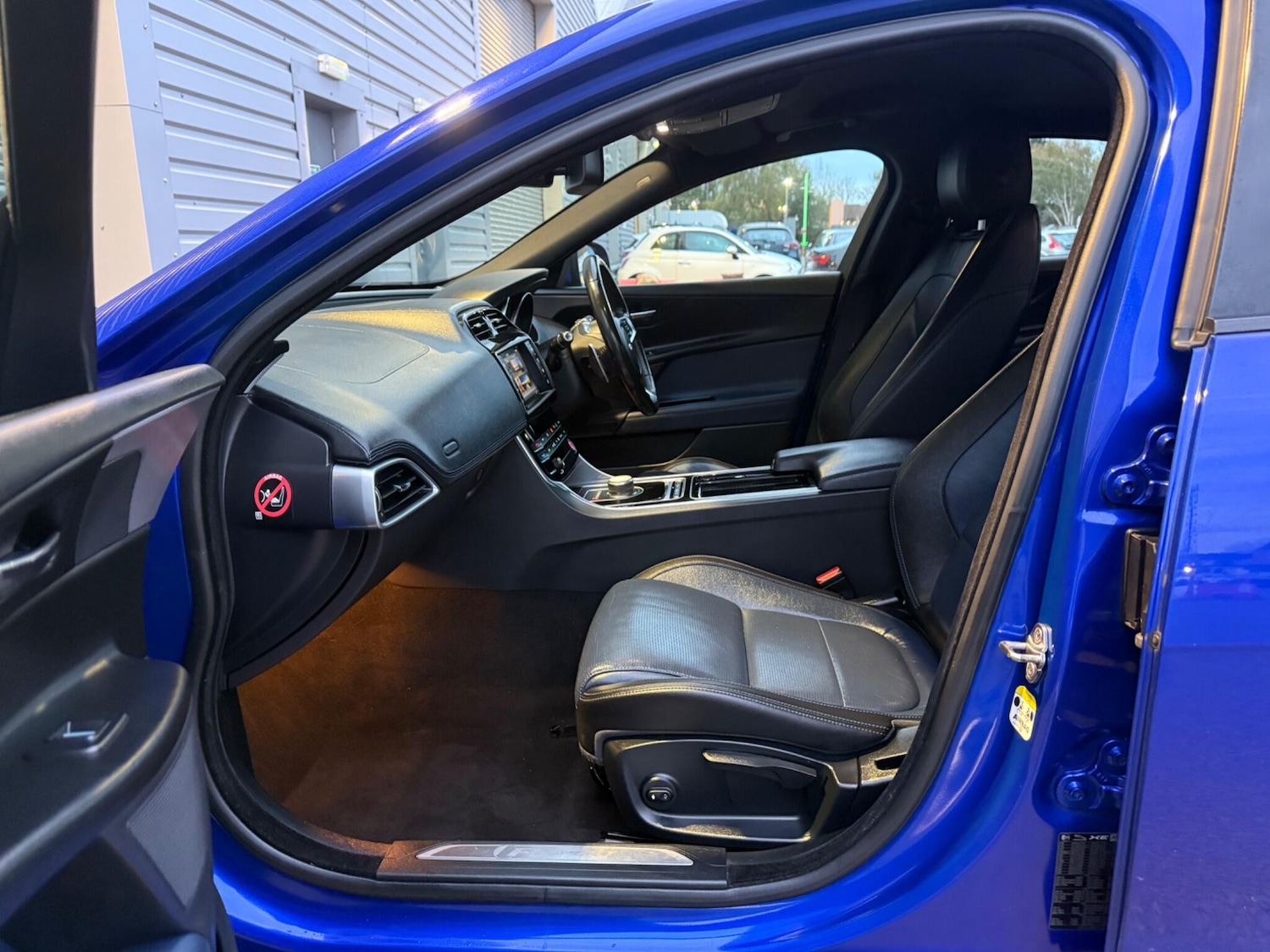 Used Jaguar XE 2017 for sale - 76984897: Photo 22