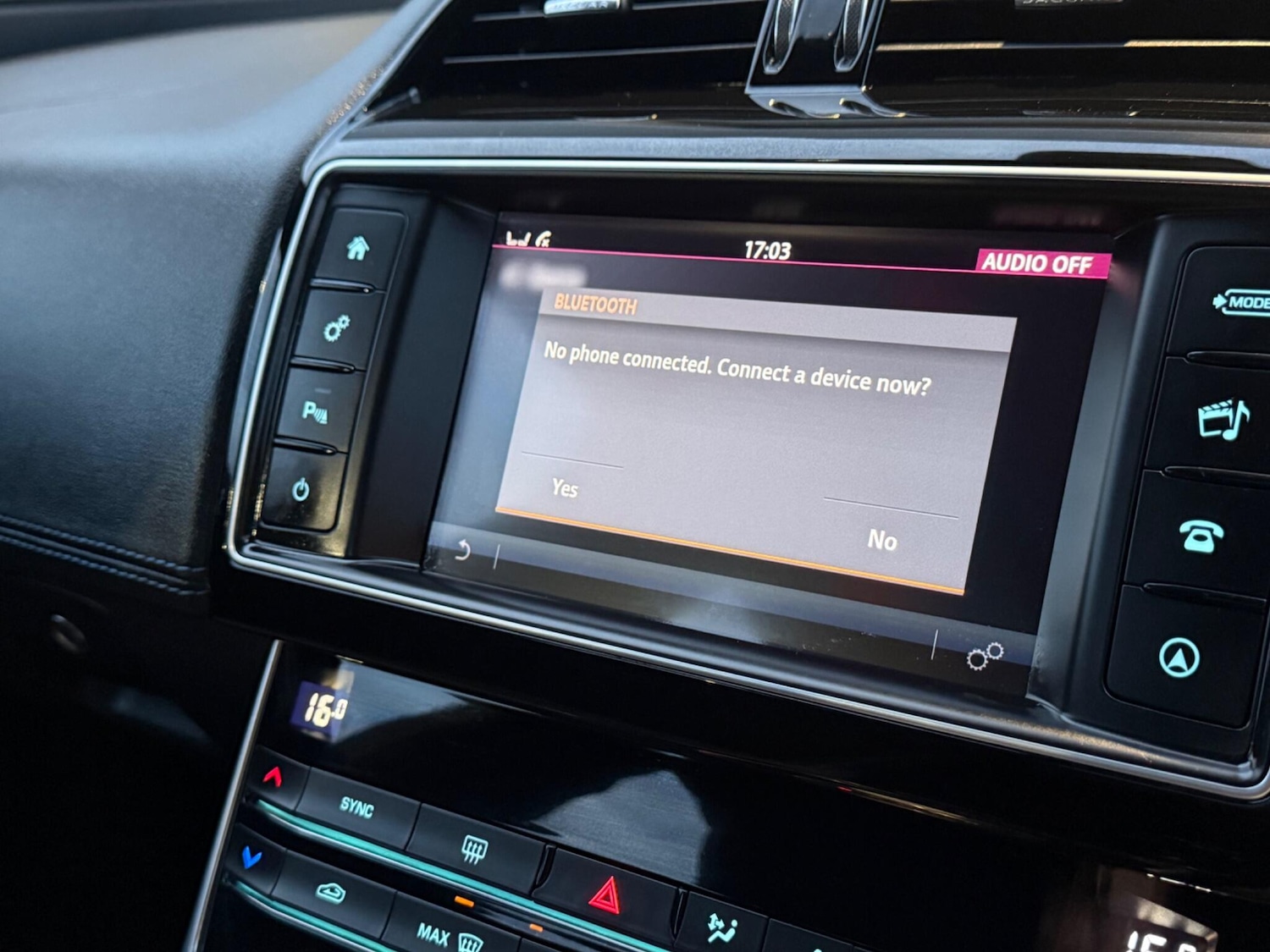 Used Jaguar XE 2017 for sale - 76984897: Photo 48