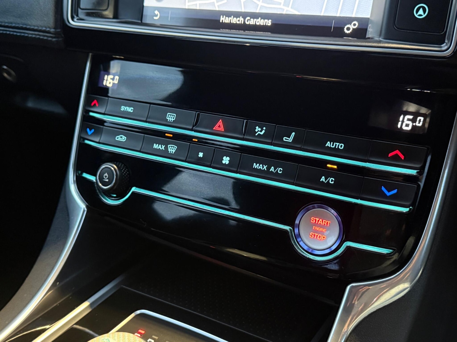 Used Jaguar XE 2017 for sale - 76984897: Photo 69