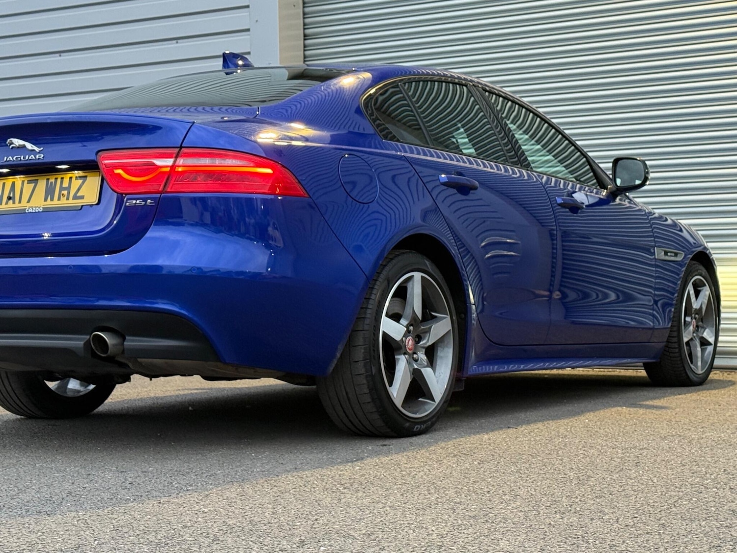 Used Jaguar XE 2017 for sale - 76984897: Photo 80