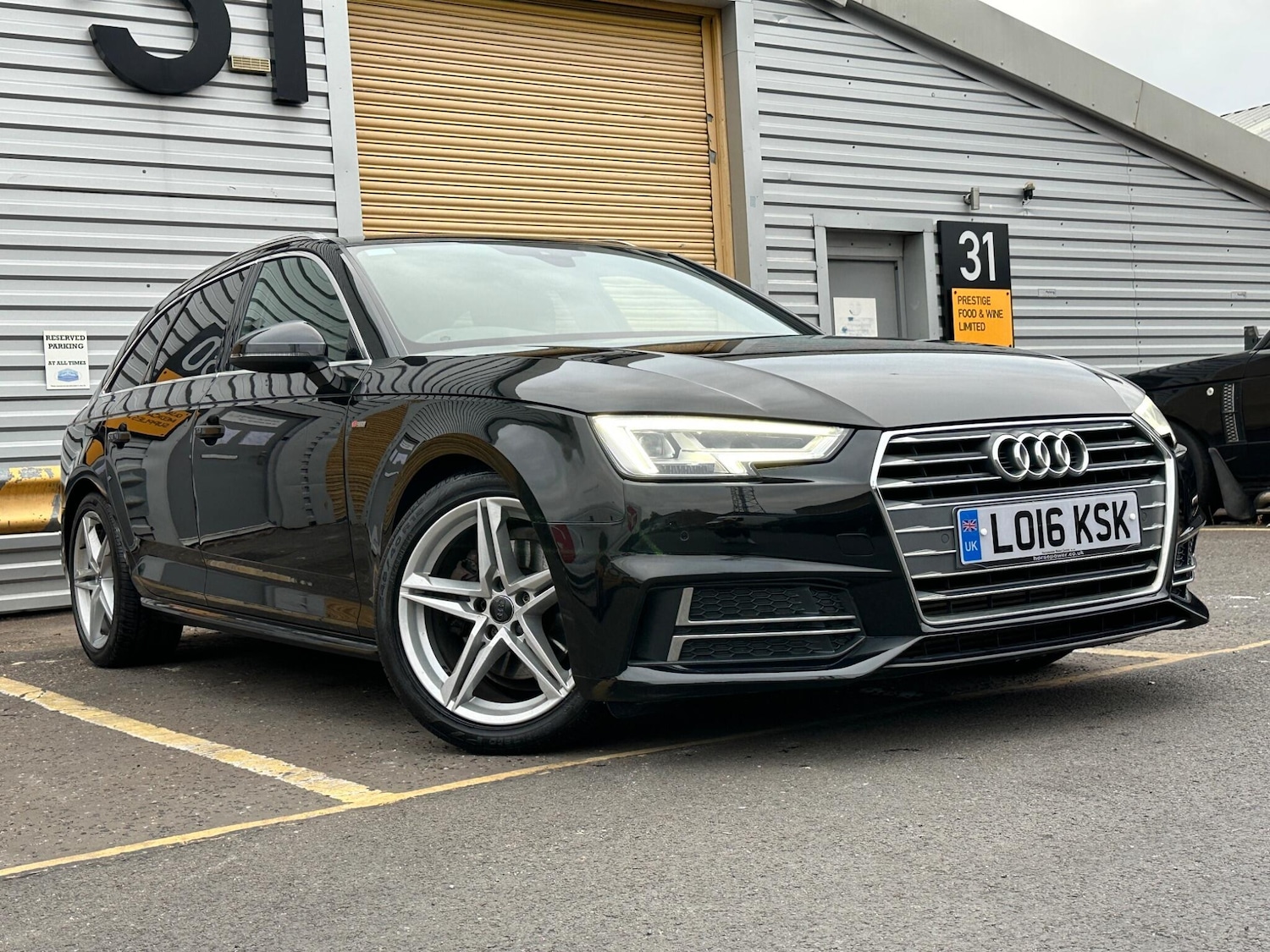 Used Audi A4 2016 for sale - 76984896: Photo 3