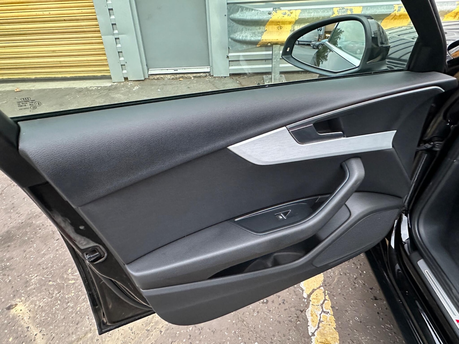 Used Audi A4 2016 for sale - 76984896: Photo 46