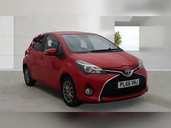 Used Toyota Yaris 2017 for sale - 79657791: Photo