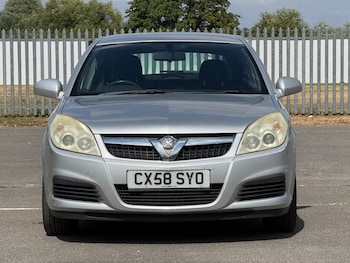 Used Vauxhall Vectra 2008 for sale - 79349457: Photo