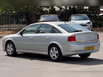Used Vauxhall Vectra 2008 for sale - 79349457: Photo