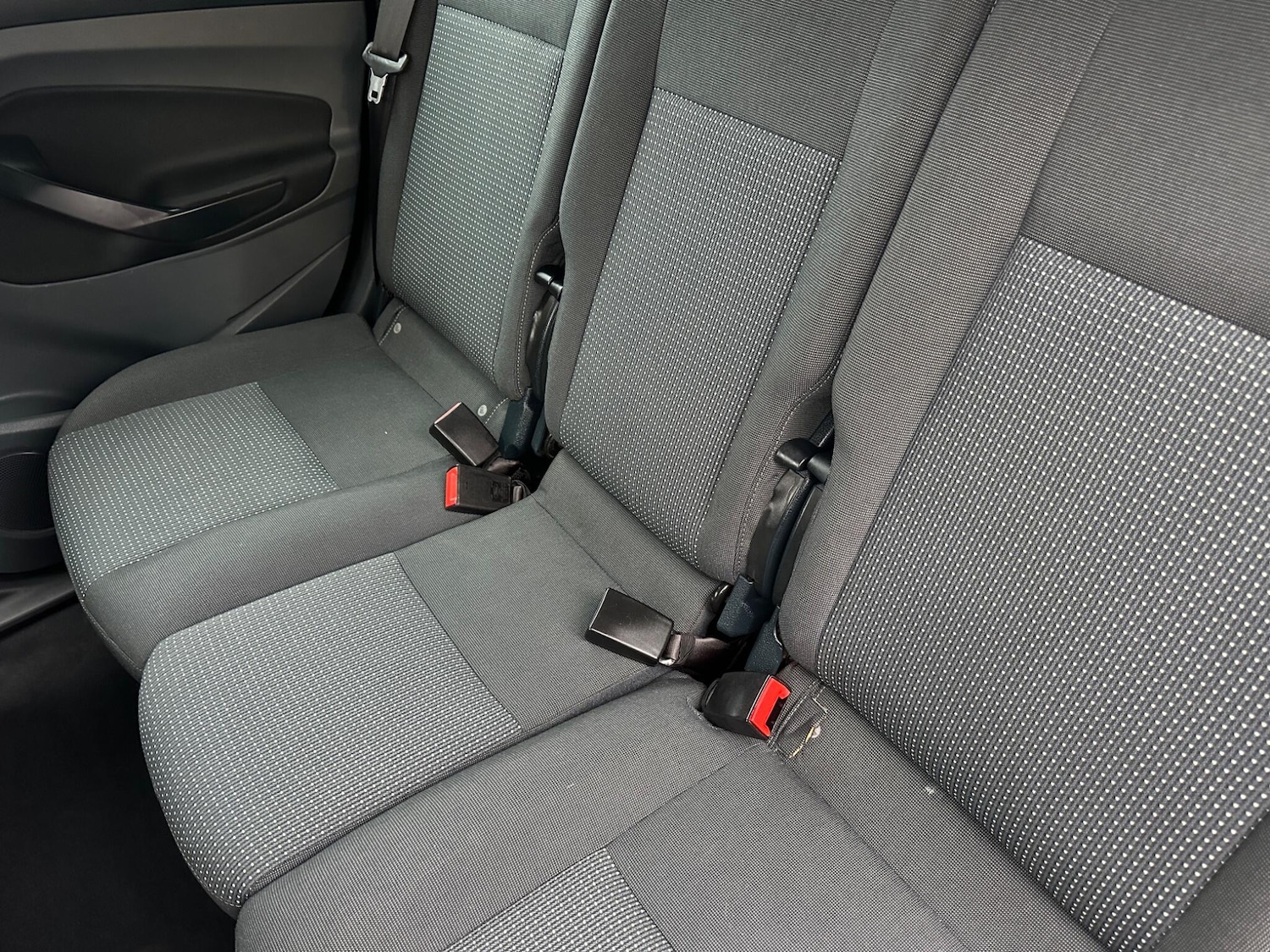 Used Ford C-Max 2014 for sale - 76984895: Photo 21