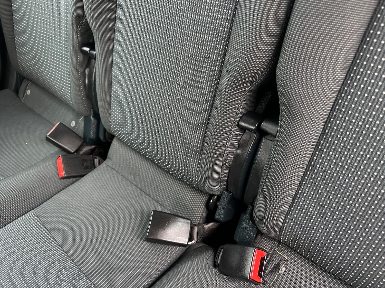 Used Ford C-Max 2014 for sale - 76984895: Photo 22