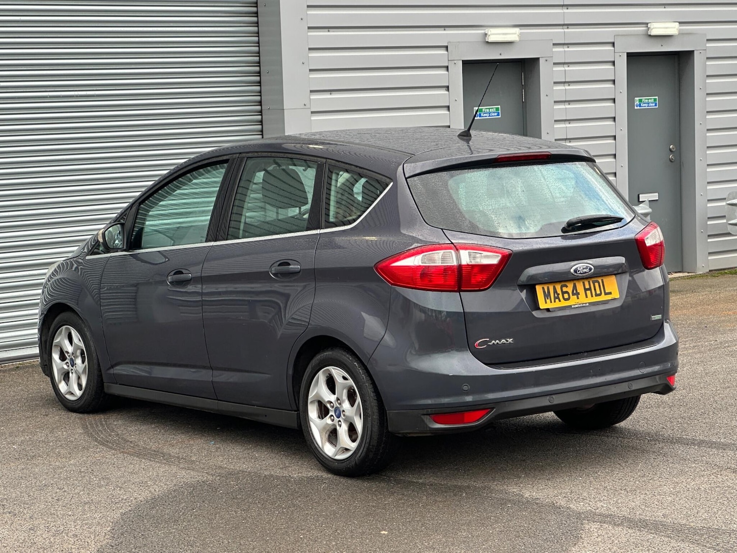 Used Ford C-Max 2014 for sale - 76984895: Photo 4