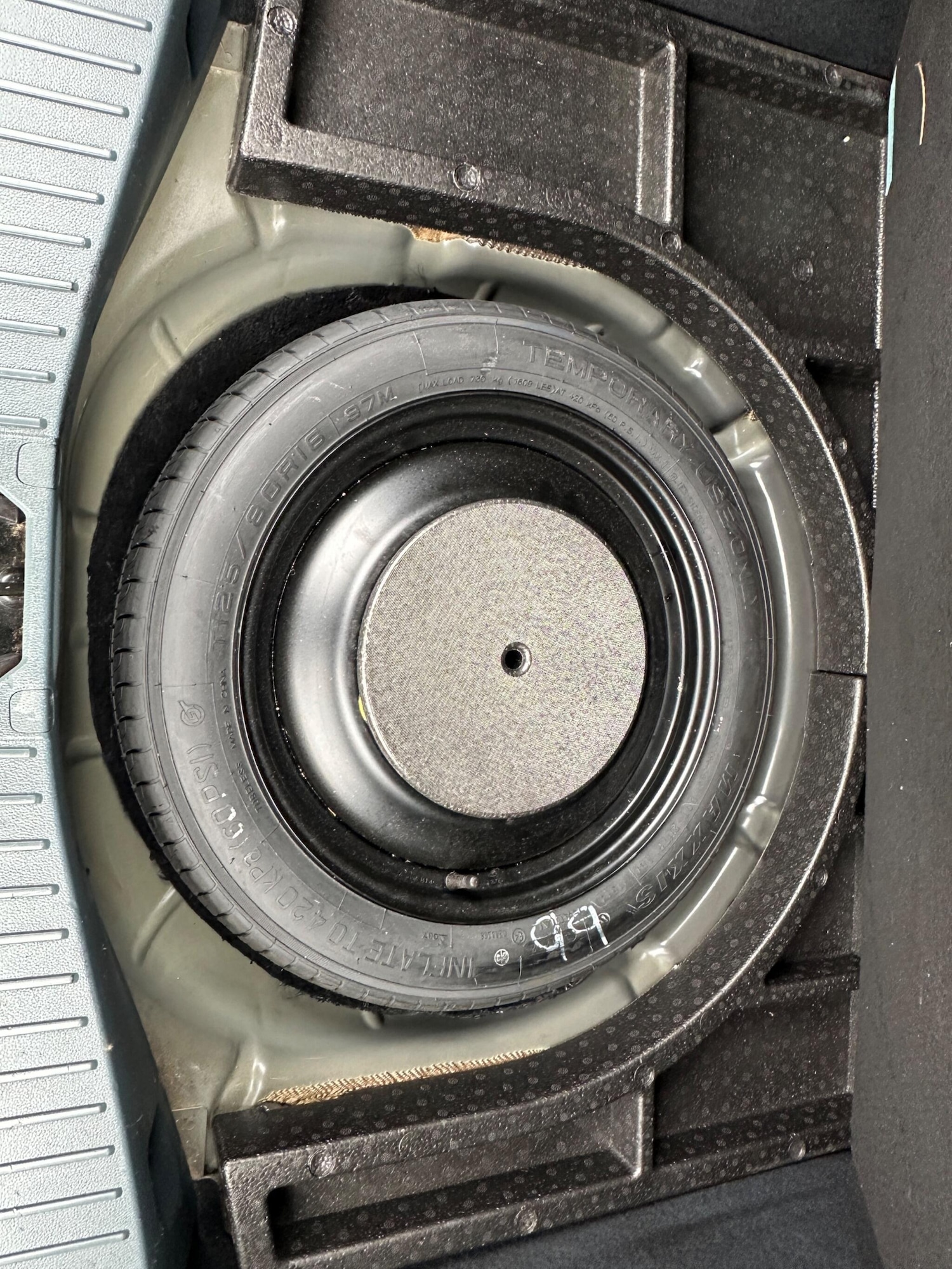 Used Ford C-Max 2014 for sale - 76984895: Photo 65