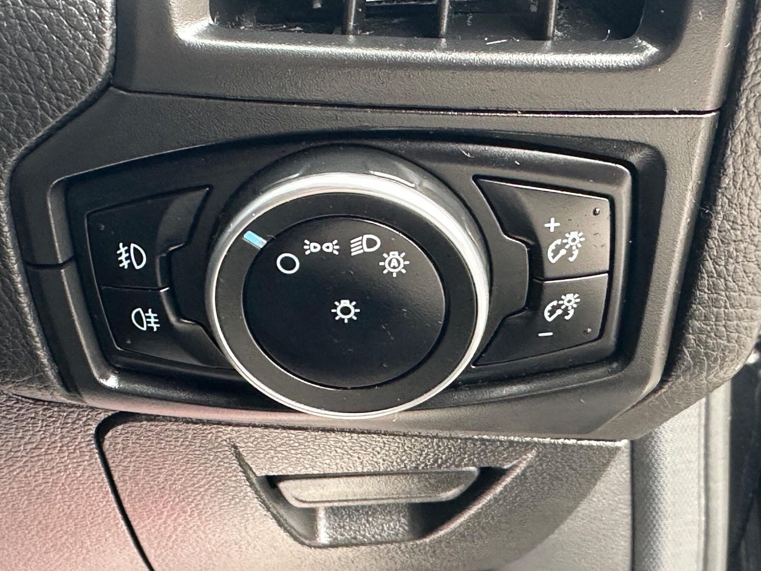 Used Ford Focus 2016 for sale - 77625914: Photo 45