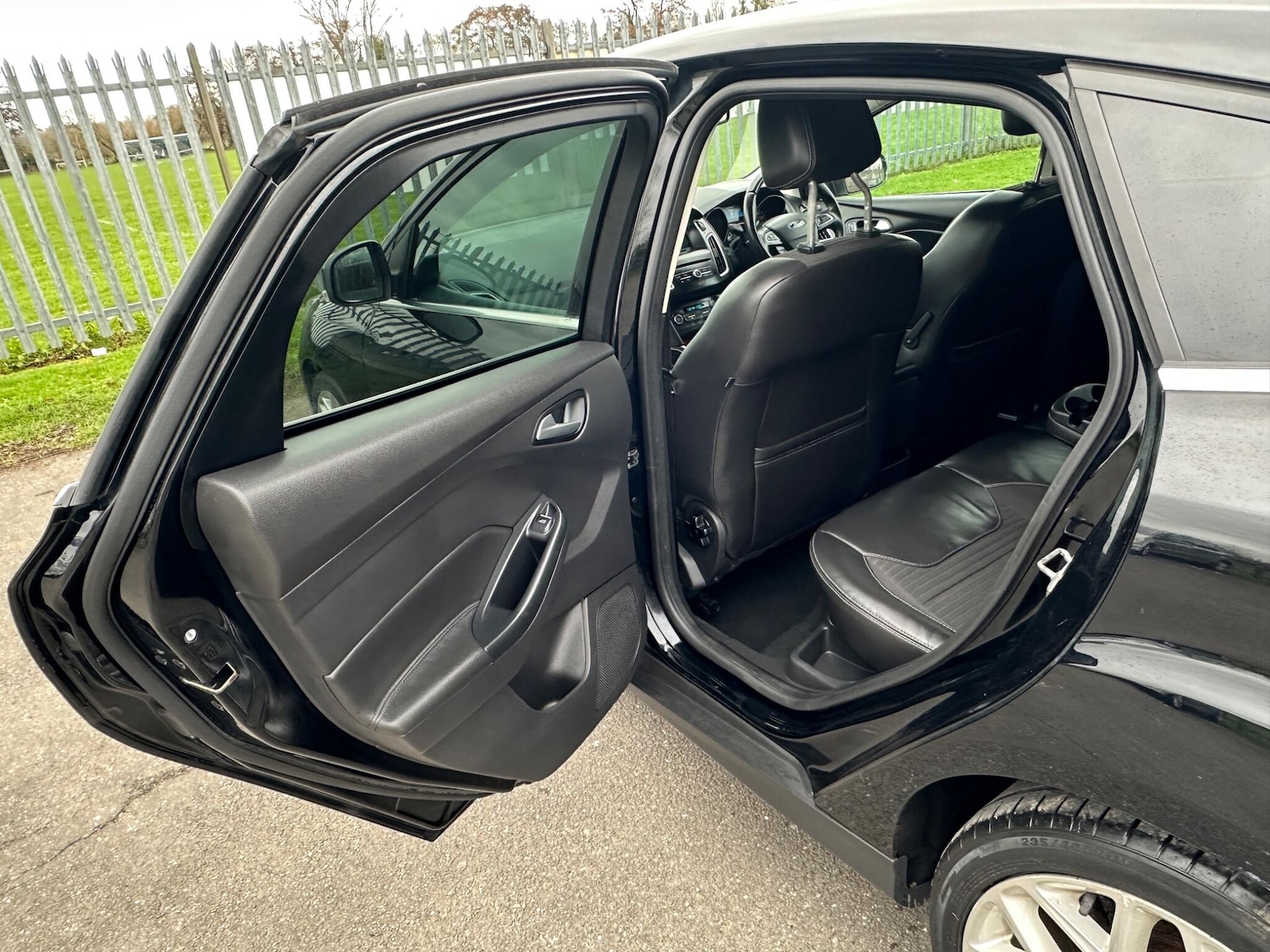 Used Ford Focus 2016 for sale - 77625914: Photo 50