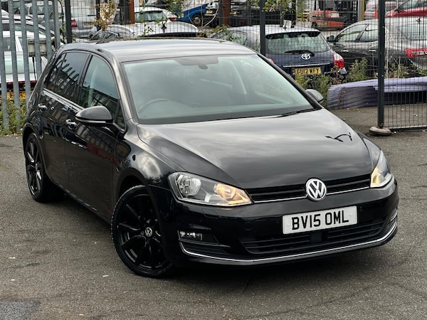 Used Volkswagen Golf 2015 for sale - 76201411: Photo 1
