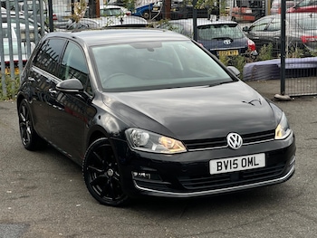 Volkswagen - Golf
