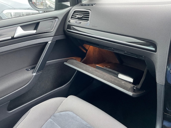 Used Volkswagen Golf 2015 for sale - 76201411: Photo 21