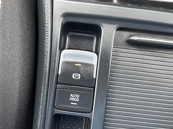 Used Volkswagen Golf 2015 for sale - 76201411: Photo 32