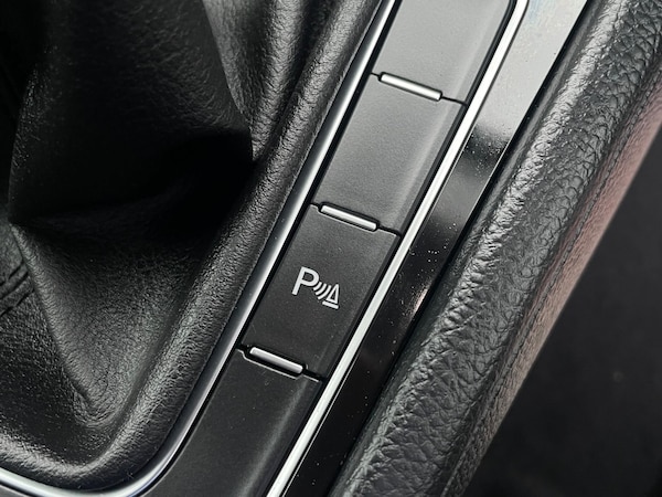 Used Volkswagen Golf 2015 for sale - 76201411: Photo 34