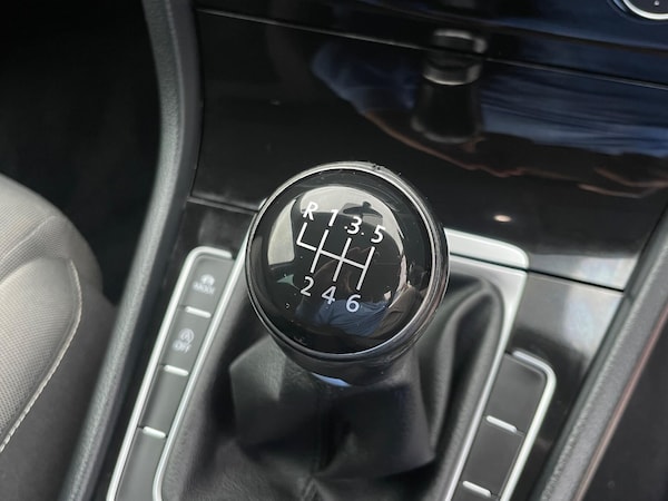 Used Volkswagen Golf 2015 for sale - 76201411: Photo 35