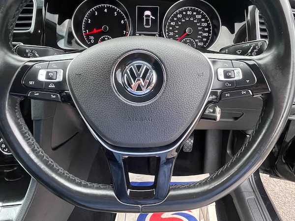 Used Volkswagen Golf 2015 for sale - 76201411: Photo 41