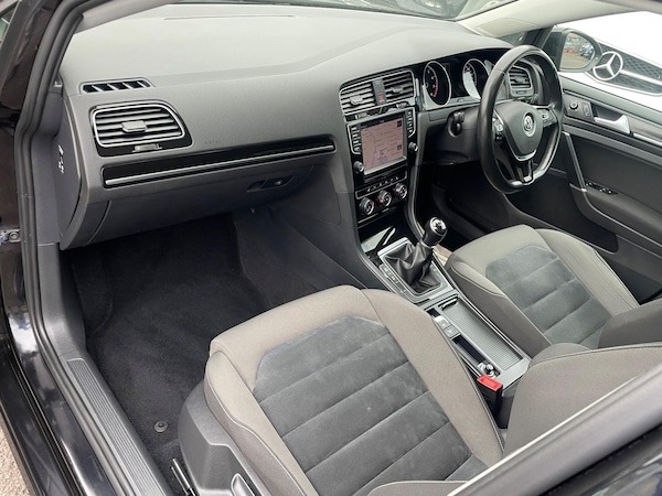 Used Volkswagen Golf 2015 for sale - 76201411: Photo 51