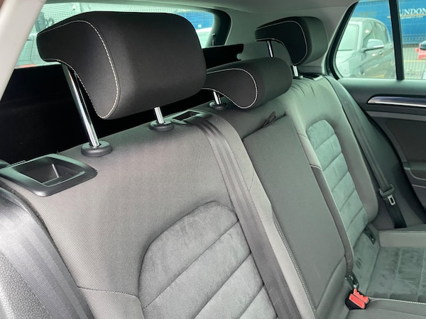 Used Volkswagen Golf 2015 for sale - 76201411: Photo 56
