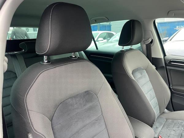 Used Volkswagen Golf 2015 for sale - 76201411: Photo 65