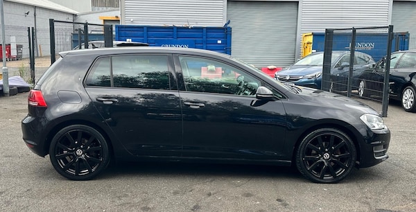 Used Volkswagen Golf 2015 for sale - 76201411: Photo 8