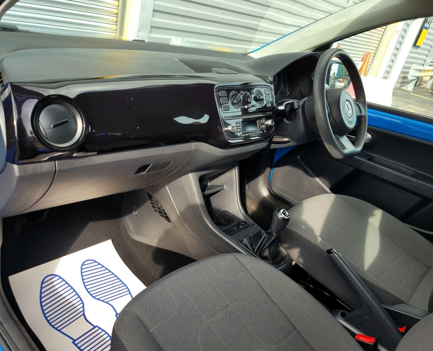 Used Volkswagen up! 2015 for sale - 76408763: Photo 14