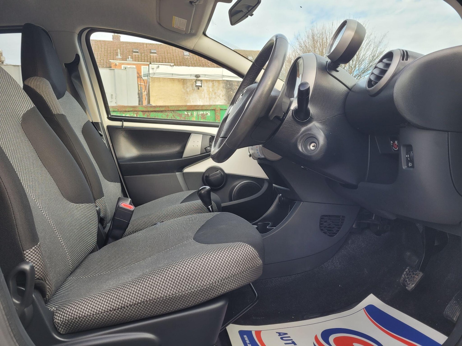 Used Toyota AYGO 2013 for sale - 76831813: Photo 17