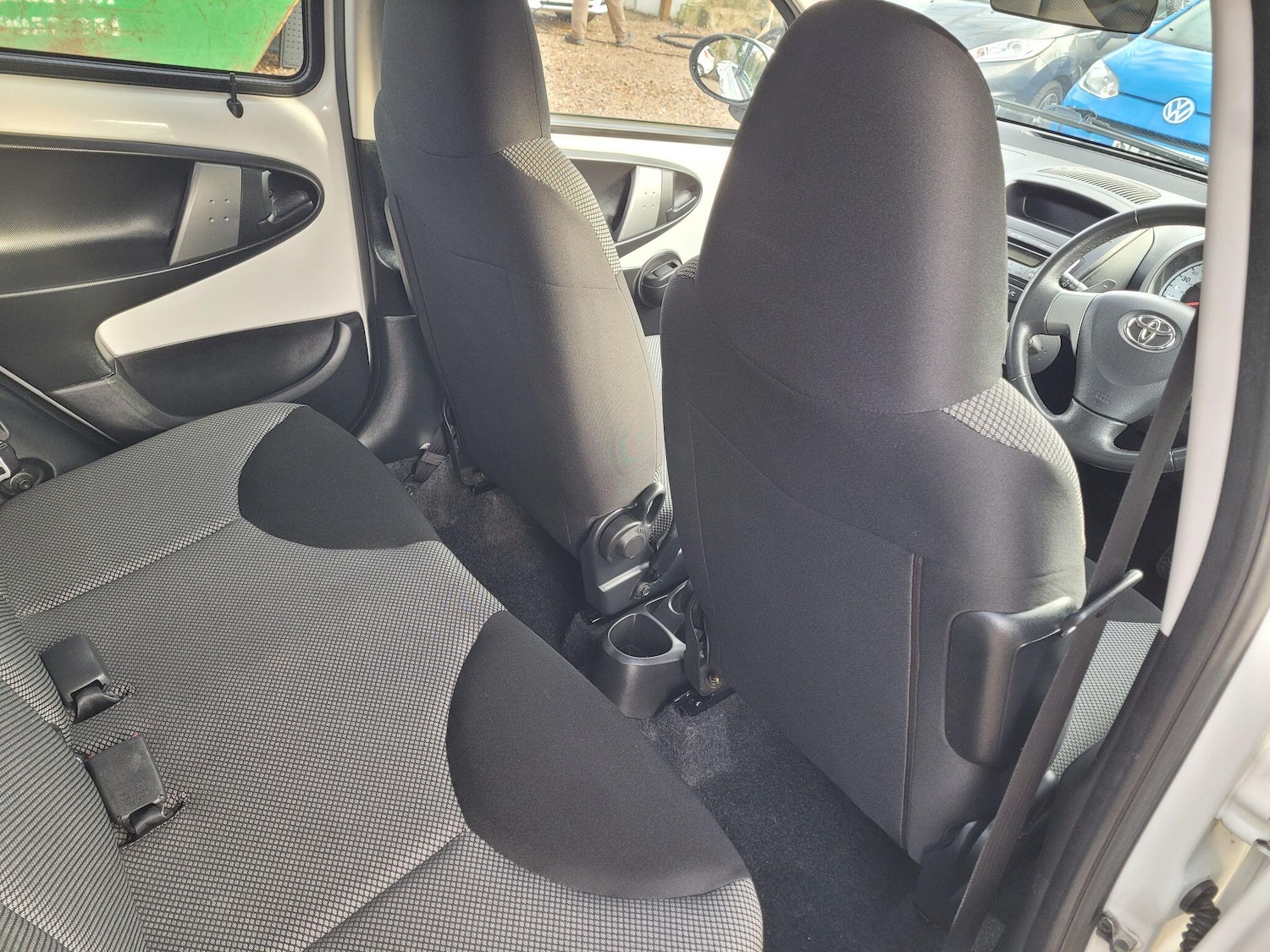 Used Toyota AYGO 2013 for sale - 76831813: Photo 19