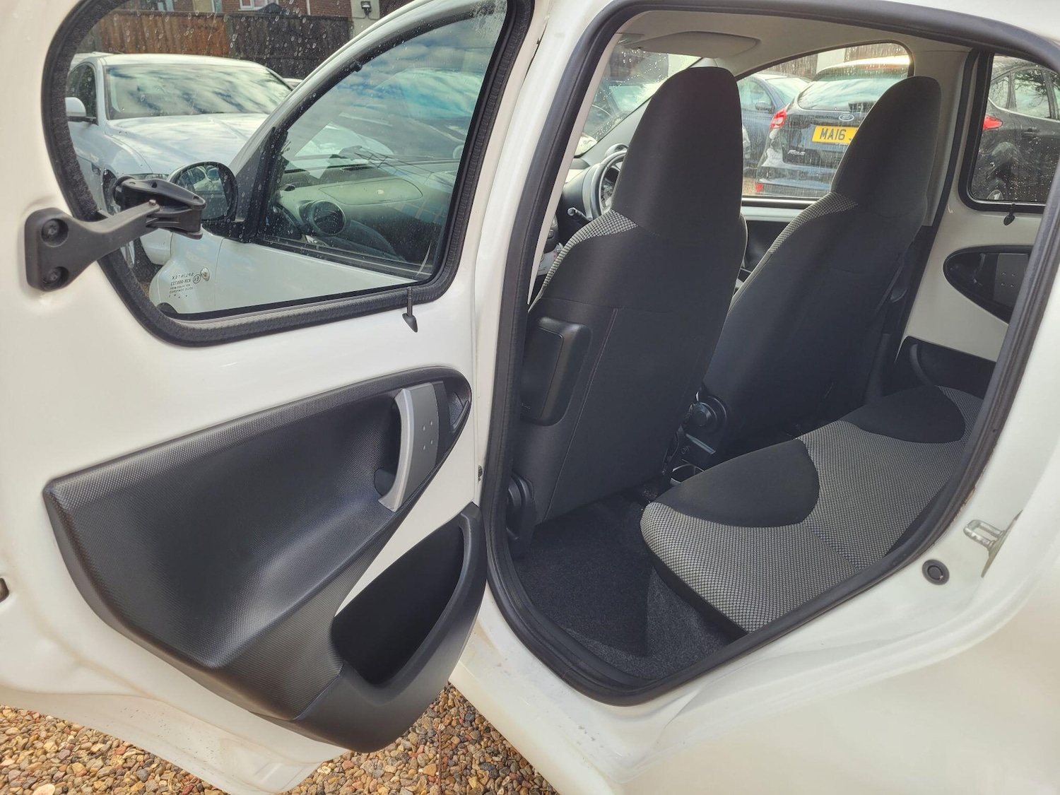 Used Toyota AYGO 2013 for sale - 76831813: Photo 22