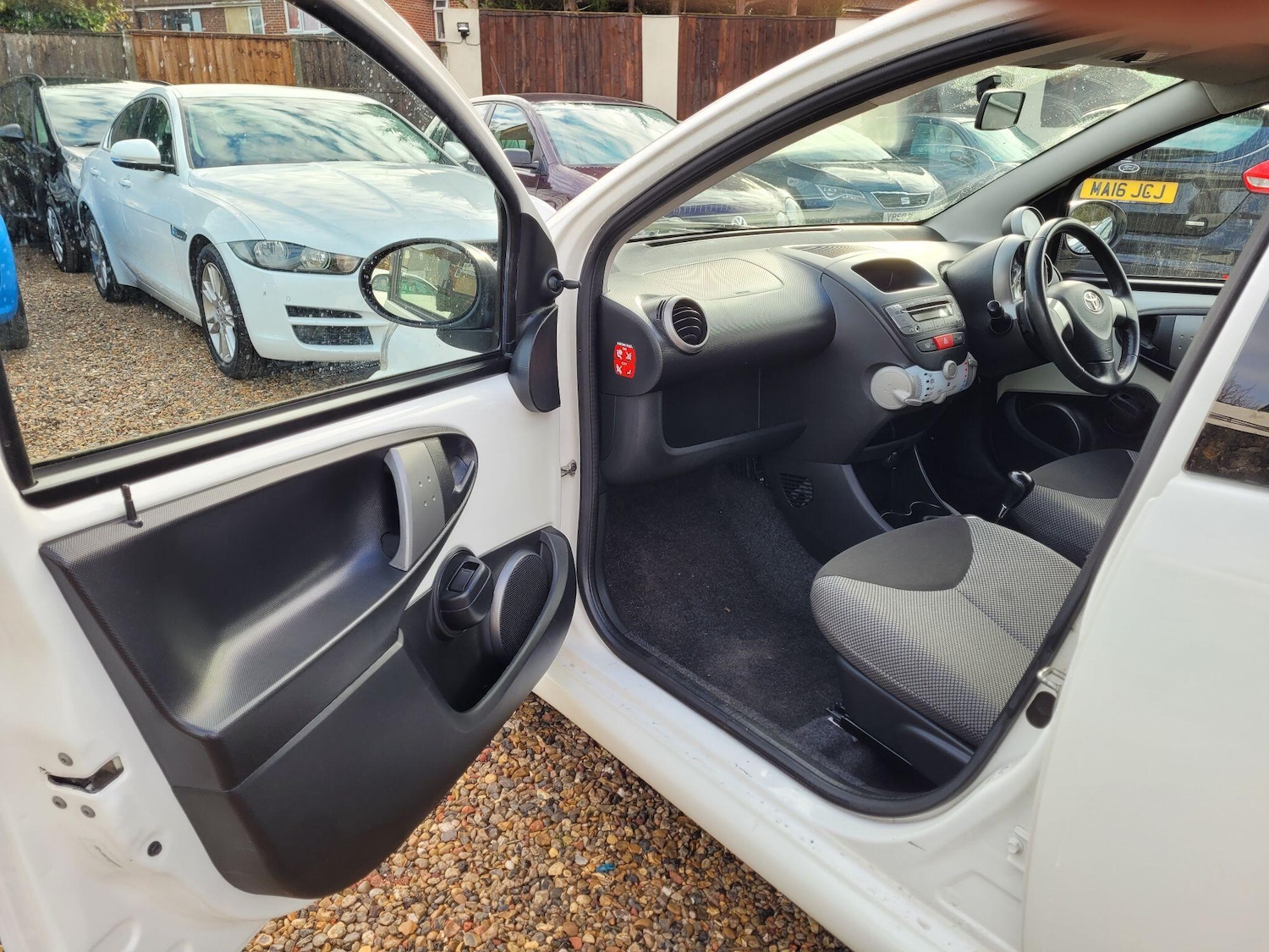 Used Toyota AYGO 2013 for sale - 76831813: Photo 26