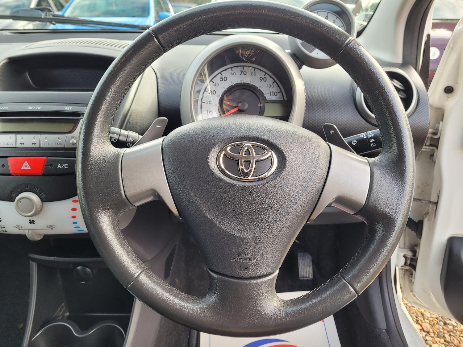 Used Toyota AYGO 2013 for sale - 76831813: Photo 32