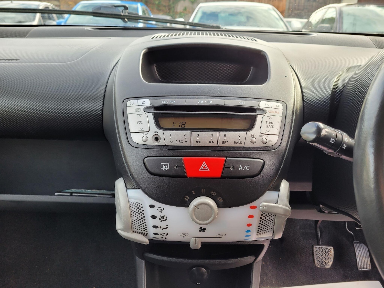 Used Toyota AYGO 2013 for sale - 76831813: Photo 38