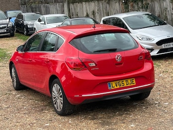 Used Vauxhall Astra 2015 for sale - 76561264: Photo