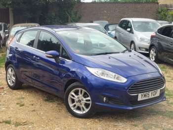 2015 (15) - 1.25 82 Zetec 5dr