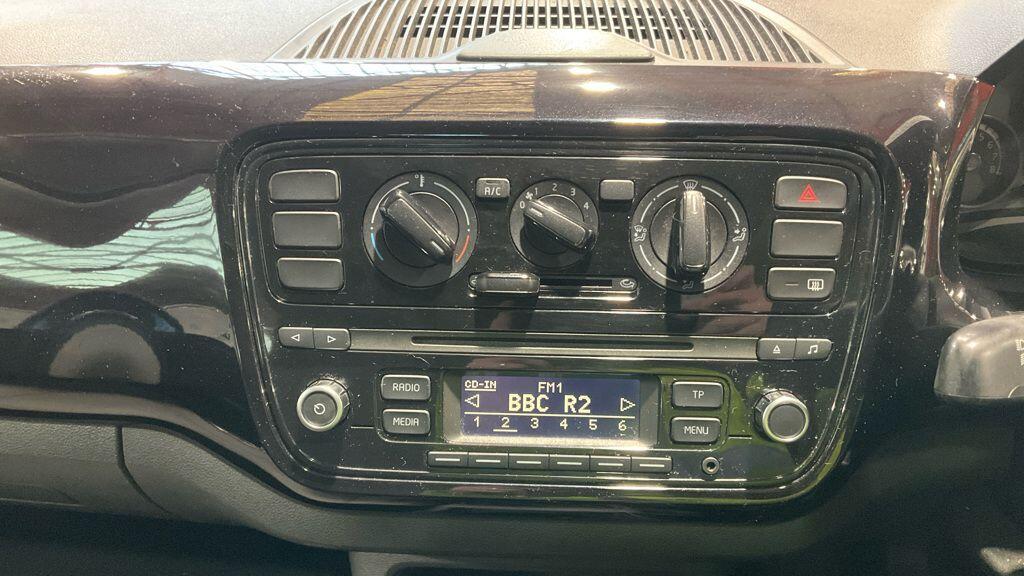 Used Volkswagen up! for sale - 77175307: Photo 17