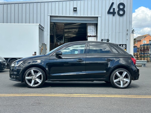 Used Audi A1 2015 for sale - 75614127: Photo 10