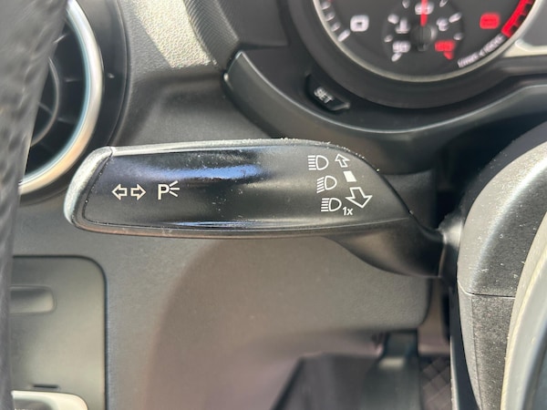 Used Audi A1 2015 for sale - 75614127: Photo 37