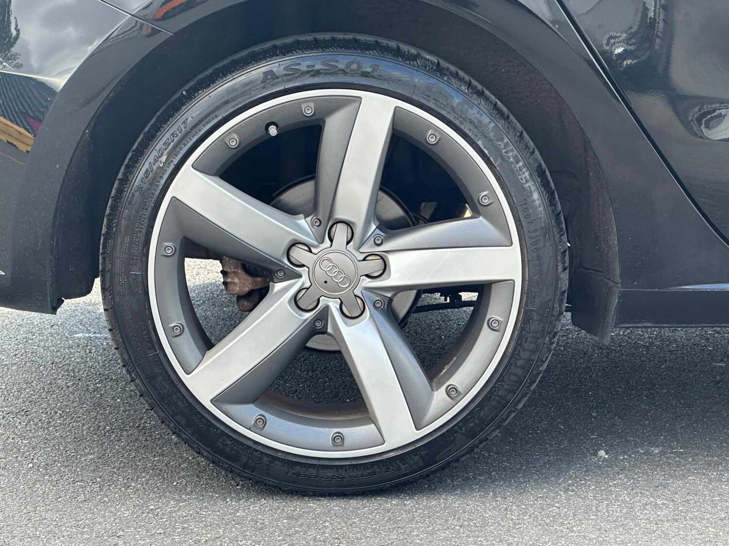 Vehicle 76