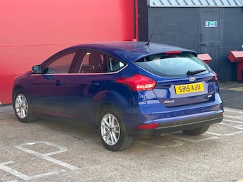 Used Ford Focus 2015 for sale - 75564004: Photo