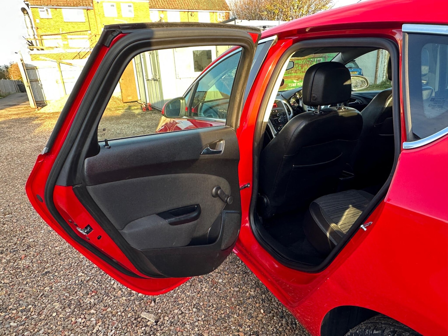 Used Vauxhall Astra 2015 for sale - 76984894: Photo 30