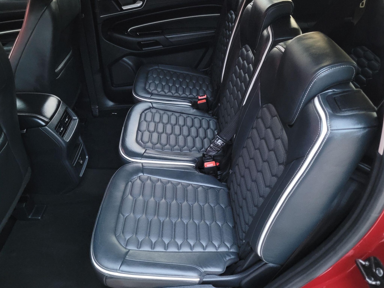 Used Ford S-Max 2017 for sale - 76984891: Photo 27