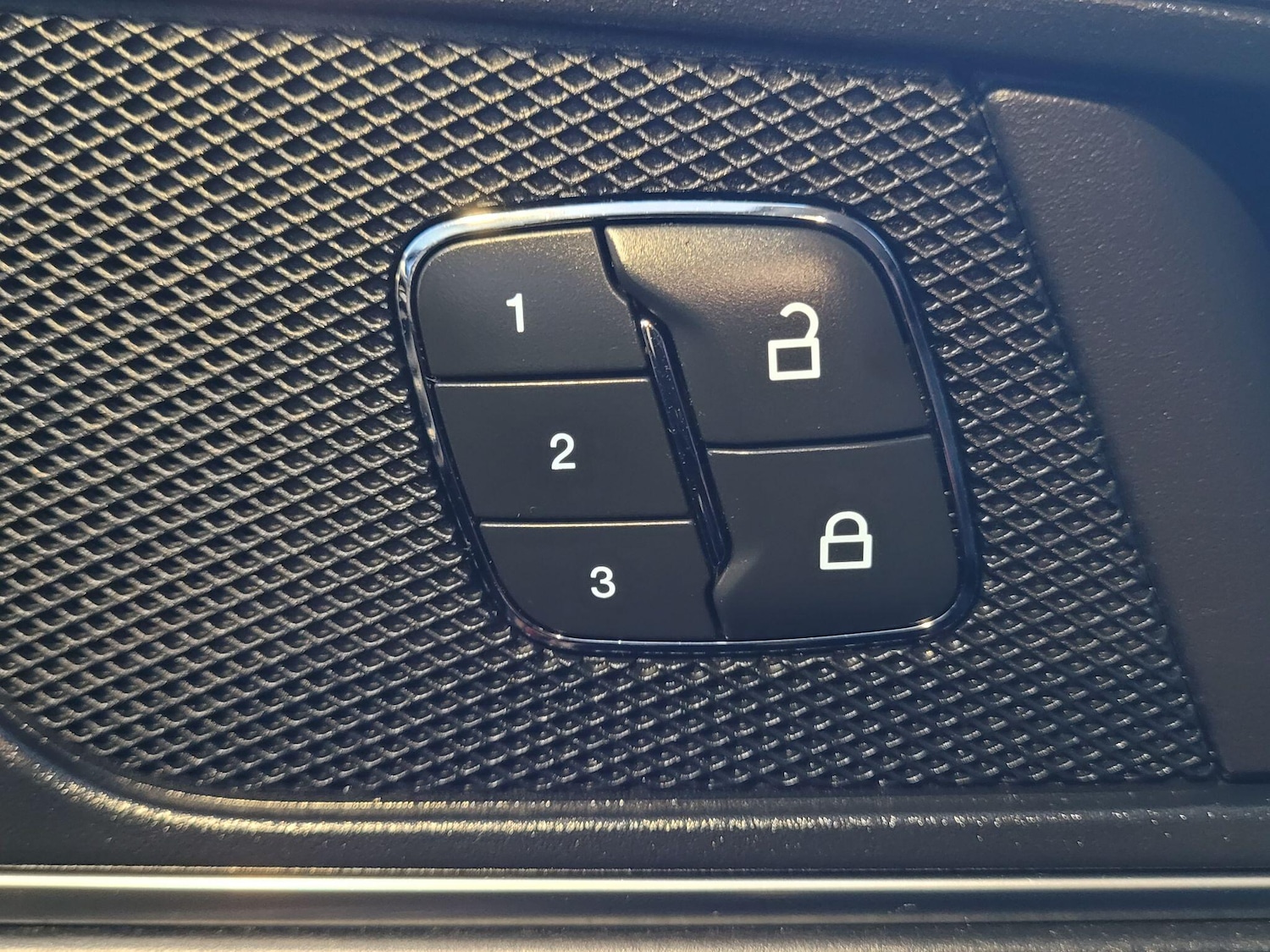 Used Ford S-Max 2017 for sale - 76984891: Photo 44