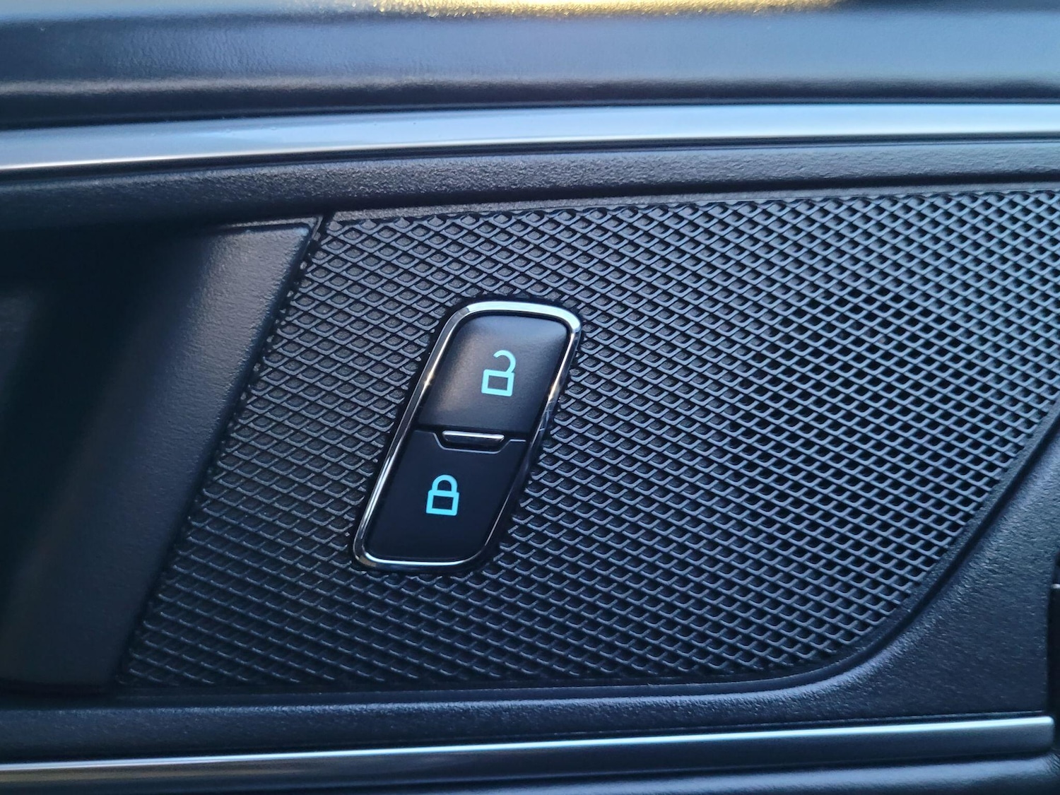 Used Ford S-Max 2017 for sale - 76984891: Photo 53