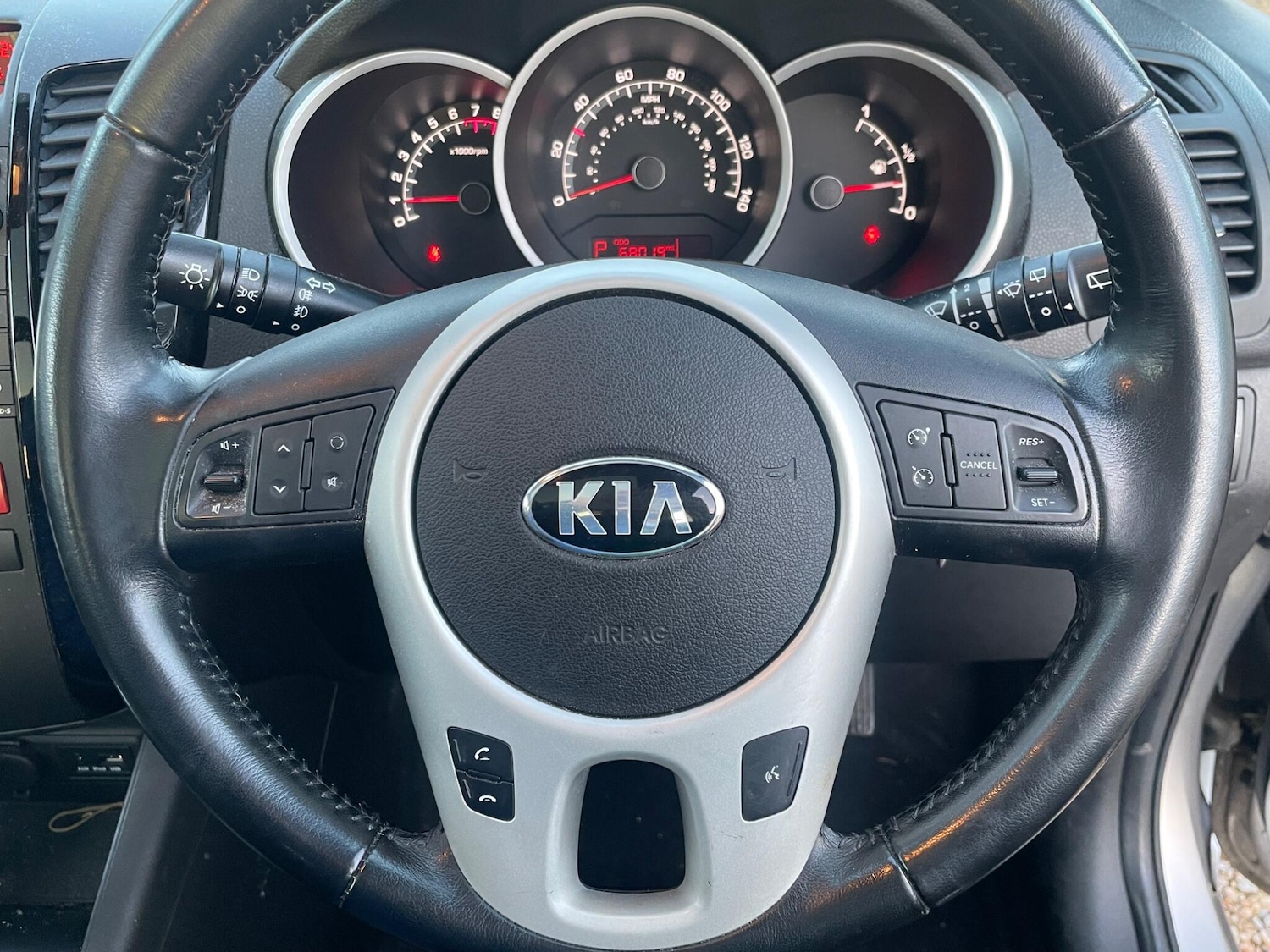 Used Kia Venga 2014 for sale - 76898938: Photo 14