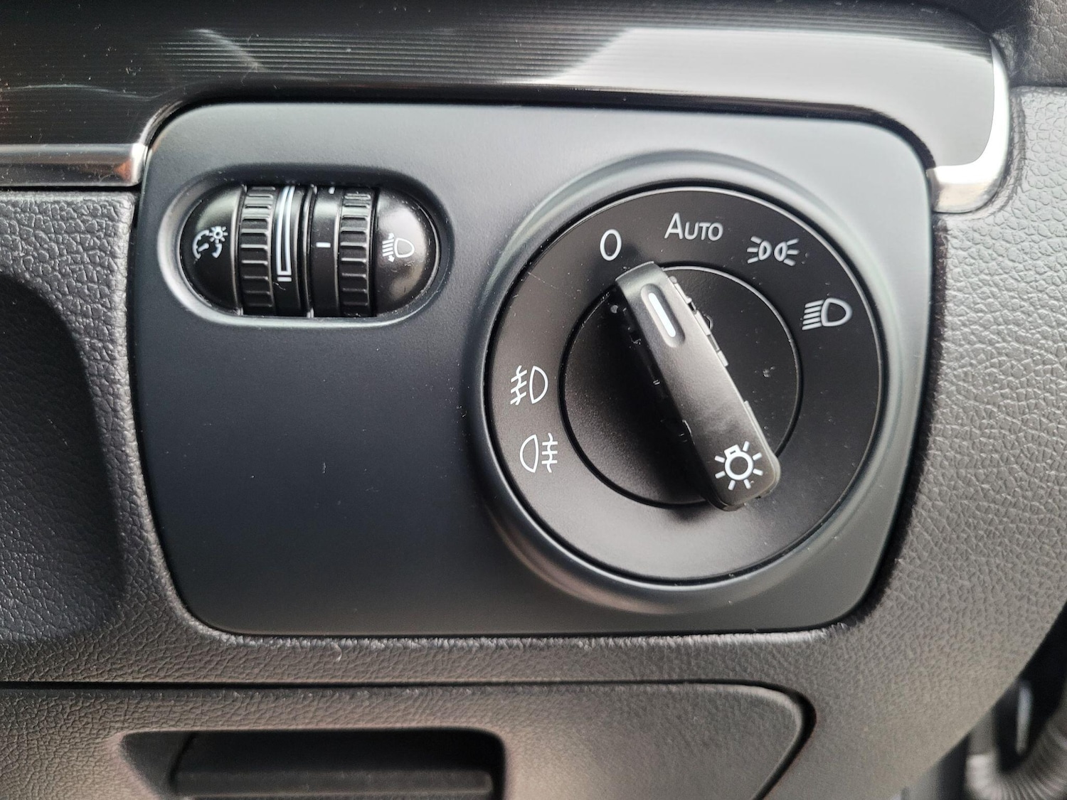 Used Volkswagen Golf 2012 for sale - 74934978: Photo 21