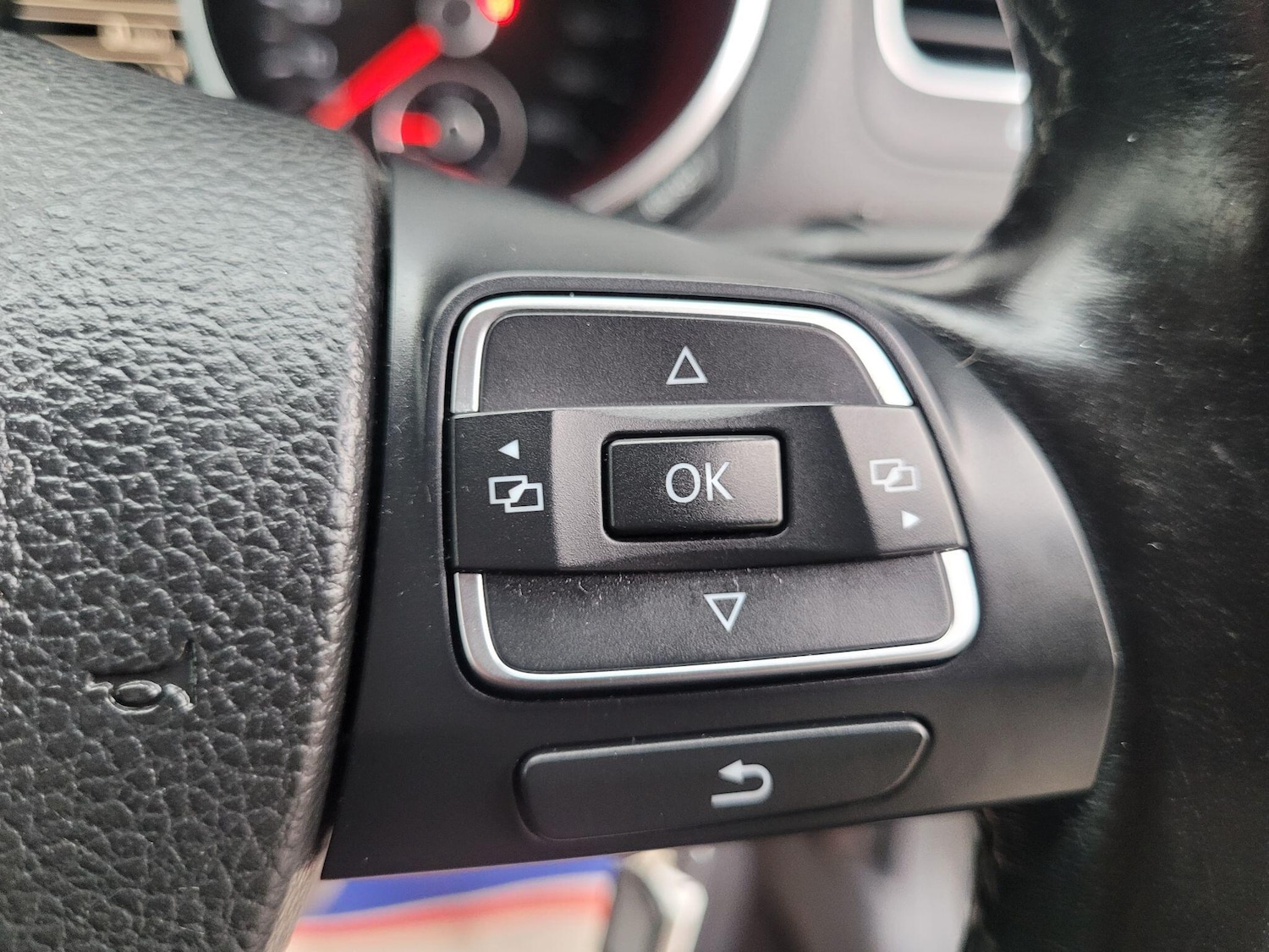 Used Volkswagen Golf 2012 for sale - 74934978: Photo 23
