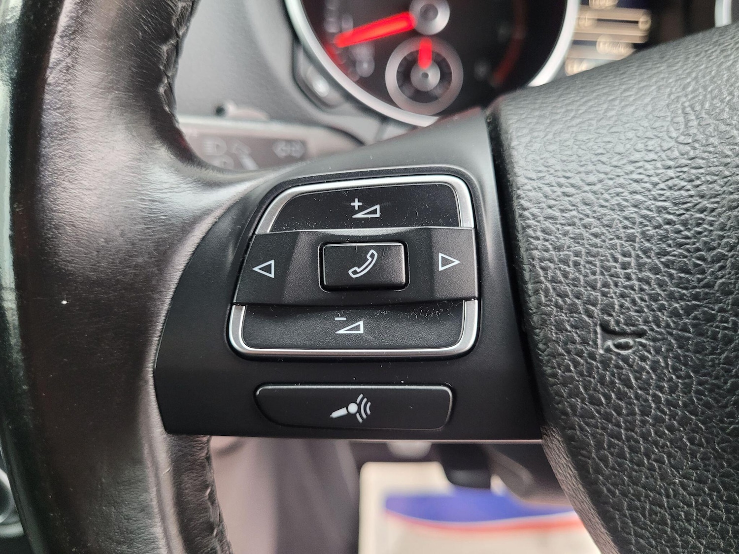 Used Volkswagen Golf 2012 for sale - 74934978: Photo 24