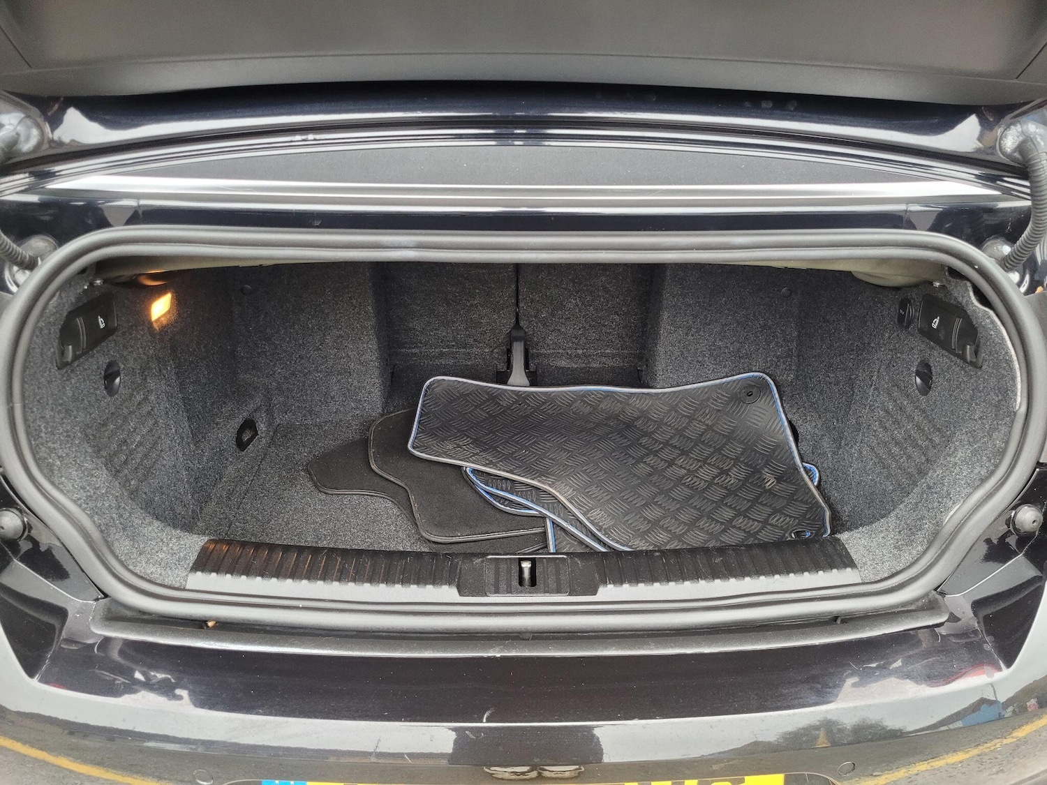 Used Volkswagen Golf 2012 for sale - 74934978: Photo 43
