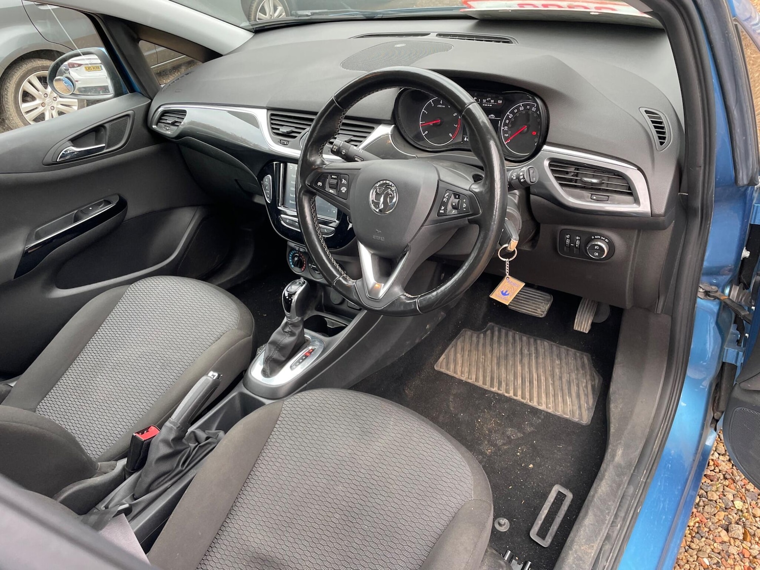 Used Vauxhall Corsa 2017 for sale - 76984890: Photo 12